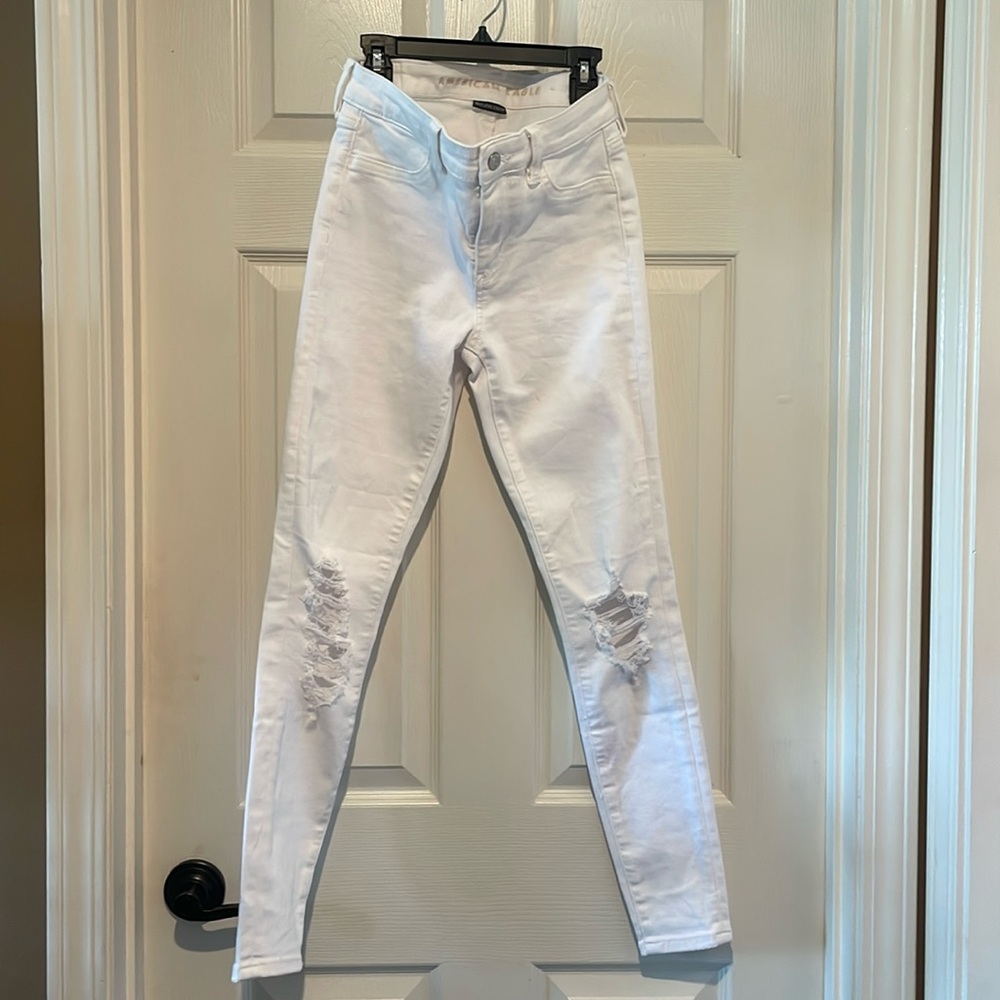 American Eagle white jeans, size 2, regular length
